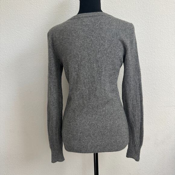 Caslon Sweater Women Medium 100% Cashmere Pullover Gray V Neck Casual Work - Picture 5 of 9